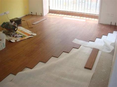 鋪木地板方法